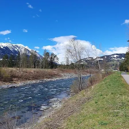 Felsenfest بيت للعطل