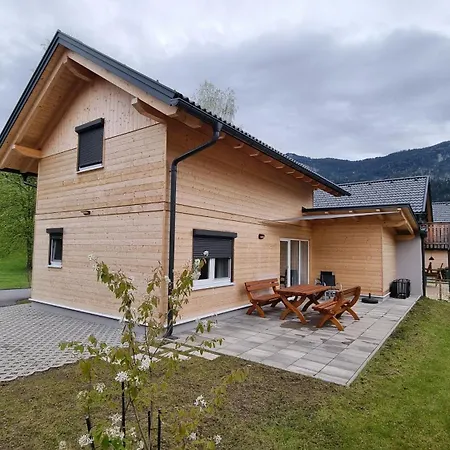 Felsenfest Holiday home Kotschach-Mauthen